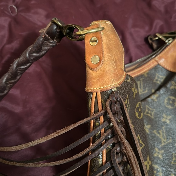 Vintage boho Louis Vuitton crossbody - Picture 14 of 14